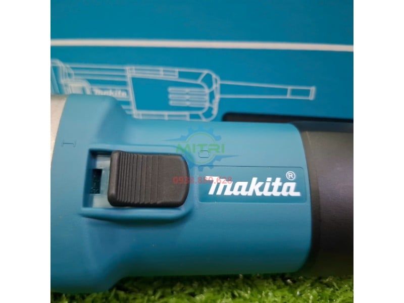 Máy Mài Góc Makita 9553NB 100mm 710W Chính Hãng – Nhỏ Gọn, Dễ Cầm, Phù Hợp Cơ Khí Và Sửa Chữa - hình ảnh sản phẩm thực tế 10