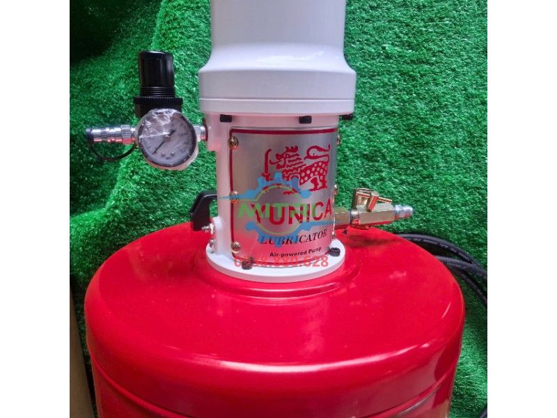 Máy bơm mỡ bò bằng hơi Yunica YMG-55A 20L chính hãng - hình ảnh sản phẩm thực tế 7