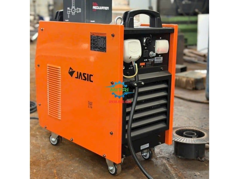 Máy Hàn Bán Tự Động Jasic MIG-500 J8110 Có Sẵn Tại Minh Triết Đang Bàn Giao Cho Khách - hình ảnh sản phẩm thực tế 2