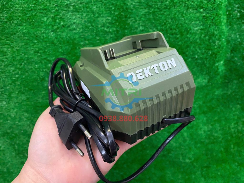 Đế sạc pin 21V/2.5A DEKTON M21-S25XPRO - hình ảnh sản phẩm thực tế 2