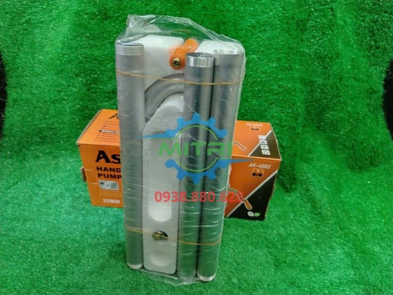 Bơm dầu quay tay bằng nhôm Asaki AK-4002 - hình ảnh sản phẩm thực tế 5