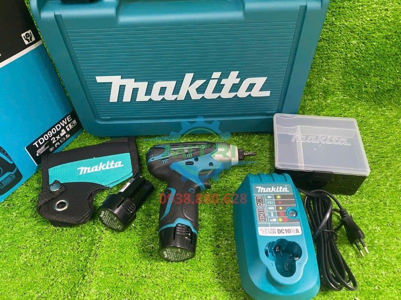 Máy Bắt Vít Chạy Pin Makita TD090DWE Bộ 2 Pin 1 Sạc - hình ảnh sản phẩm thực tế 6