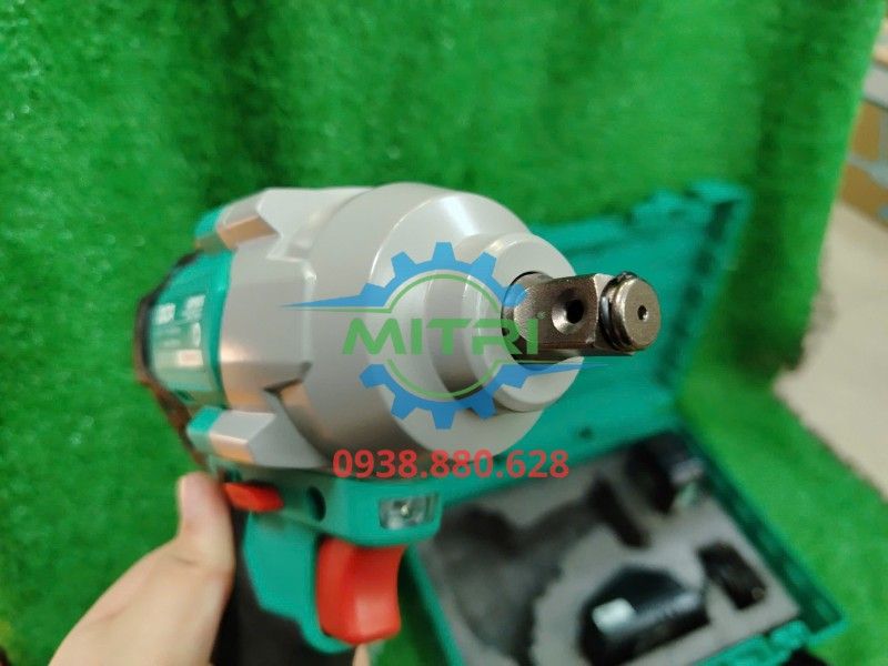 Máy Siết Bu Lông Pin DCA ADPB698DM 20V 910Nm - hình ảnh sản phẩm thực tế 3