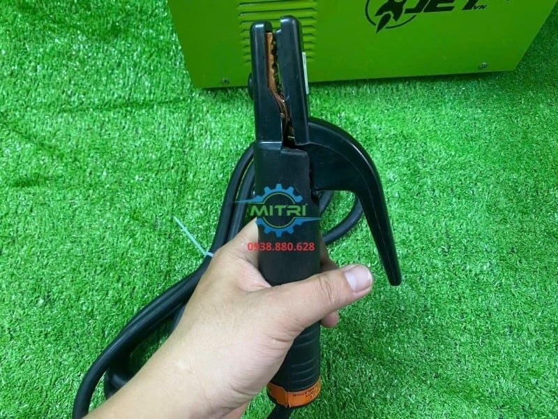 Máy Hàn Que Điện Tử HỒNG KÝ SR250R 250A Dùng Điện 220V Chính Hãng Có Sẵn Tại Minh Triết - hình ảnh sản phẩm thực tế 5