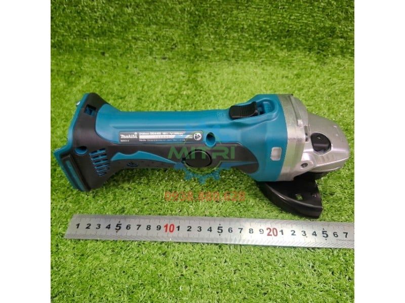 Máy Mài Góc Makita DGA402RFE 100mm 18V Chính Hãng - hình ảnh sản phẩm thực tế 5