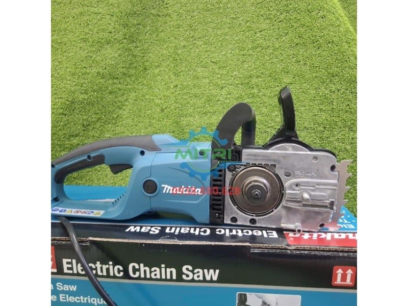 Máy Cưa Xích Makita UC4551A 1800W Chính Hãng – Lam 450mm, Cưa Gỗ Mạnh Mẽ - hình ảnh sản phẩm thực tế 2