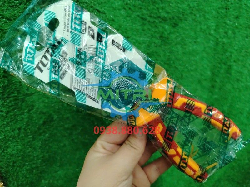Kìm Tuốt Dây Cách Điện 1000V Total THTIP2661 6" (160mm) - hình ảnh sản phẩm thực tế 3