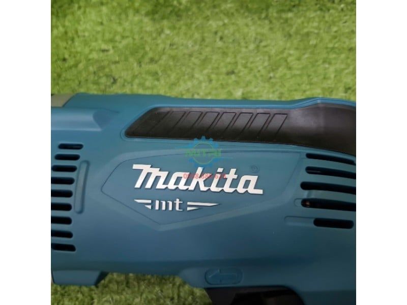 Máy Khoan Búa Makita M8100B Chính Hãng – 710W, Đầu Kẹp 13mm - hình ảnh sản phẩm thực tế 4