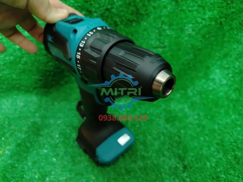 Máy Khoan Búa, Vặn Vít Pin Makita DHP490Z (18V) - hình ảnh sản phẩm thực tế 3
