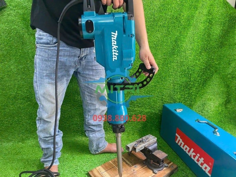 Máy Đục Bê Tông Makita HM1306 Chính Hãng – 30mm, 1510W, Có Sẵn Tại Minh Triết - hình ảnh sản phẩm thực tế 4