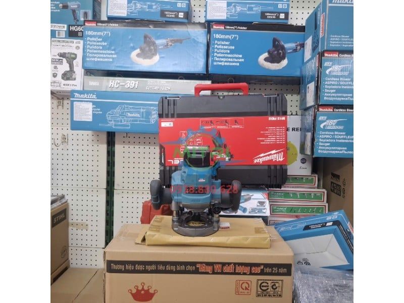 Máy Phay Dùng Pin Makita RP001GZ 40V Max Chính Hãng – Bộ 2 Pin 40V Max Và 1 Sạc - hình ảnh sản phẩm thực tế 2