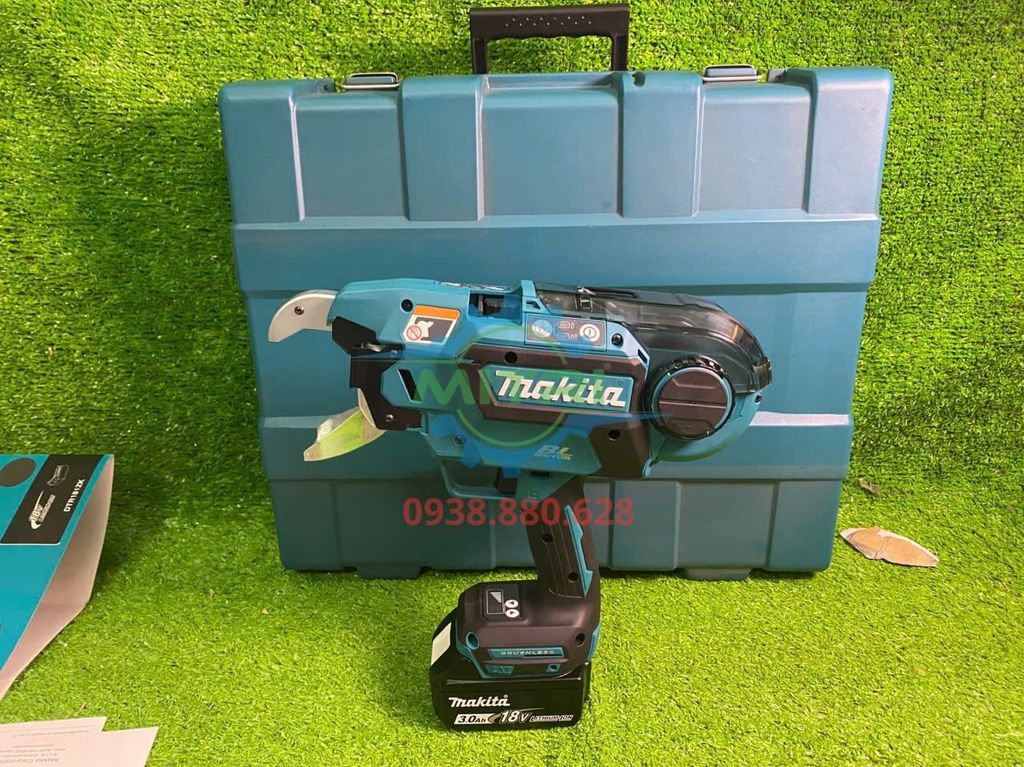 Máy Buộc Dây Thép Makita DTR181ZK 18V – 2 Pin 5Ah + 1 Sạc - hình ảnh sản phẩm thực tế 2