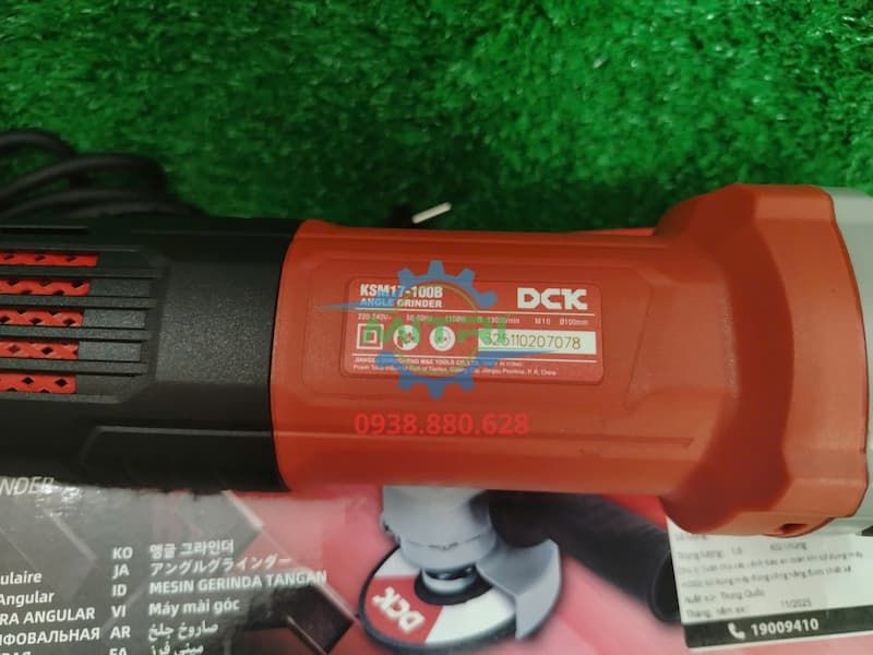 Máy mài góc 1100W 100mm KSM17-100B (công tắc cạnh) – DCK - hình ảnh sản phẩm thực tế 2