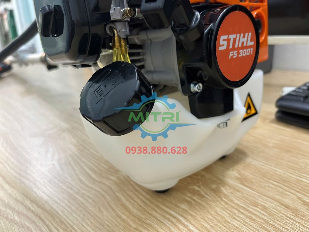 Máy cắt cỏ đeo vai chạy xăng STIHL FS3001 - hình ảnh sản phẩm thực tế 2