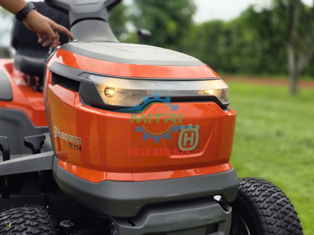 Máy cắt cỏ người lái HUSQVARNA TC 114 (HS 452AE) - hình ảnh sản phẩm thực tế 5