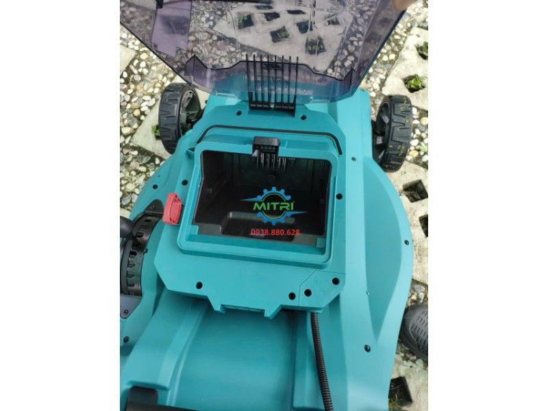 Máy Cắt Cỏ Dùng Pin 40V Max Makita LM002GZ Minh Triết Giao Hàng Thực Tế - hình ảnh sản phẩm thực tế 14