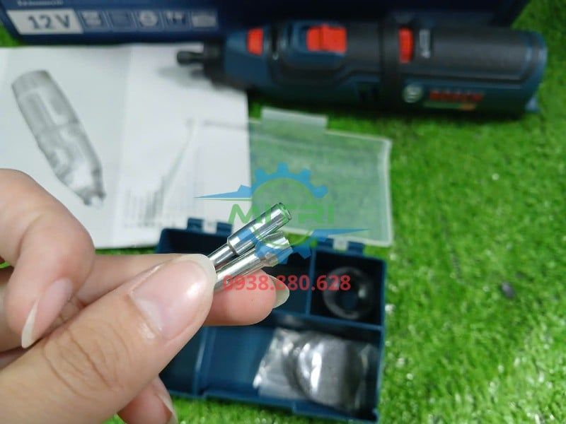Máy Cắt Xoay Đa Năng Pin Bosch GRO 12V-35 Solo - hình ảnh sản phẩm thực tế 11