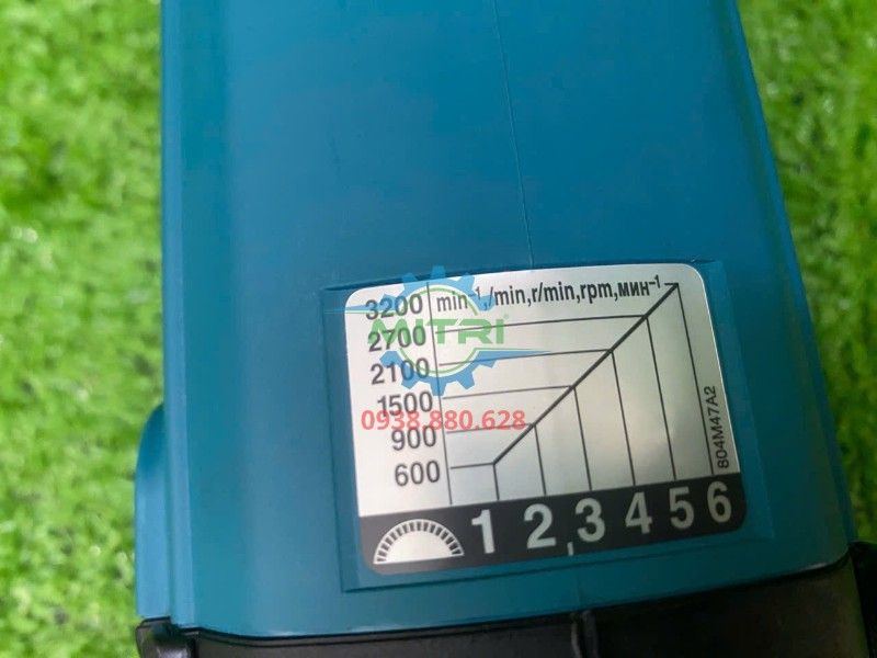 Máy Chà Nhám Đánh Bóng Makita 9237C 1200W Chính Hãng Có Sẵn Tại Minh Triết - hình ảnh sản phẩm thực tế 9