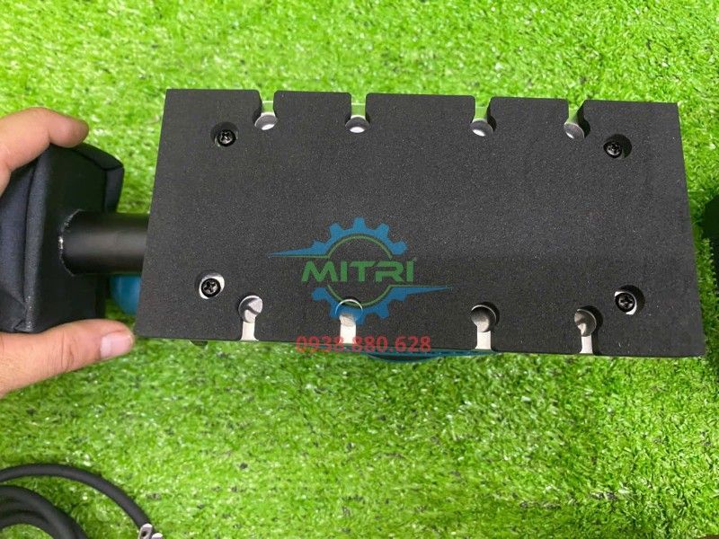 Máy Chà Nhám Rung Makita BO3710 190W Chính Hãng Có Sẵn Tại Minh Triết - hình ảnh sản phẩm thực tế 6