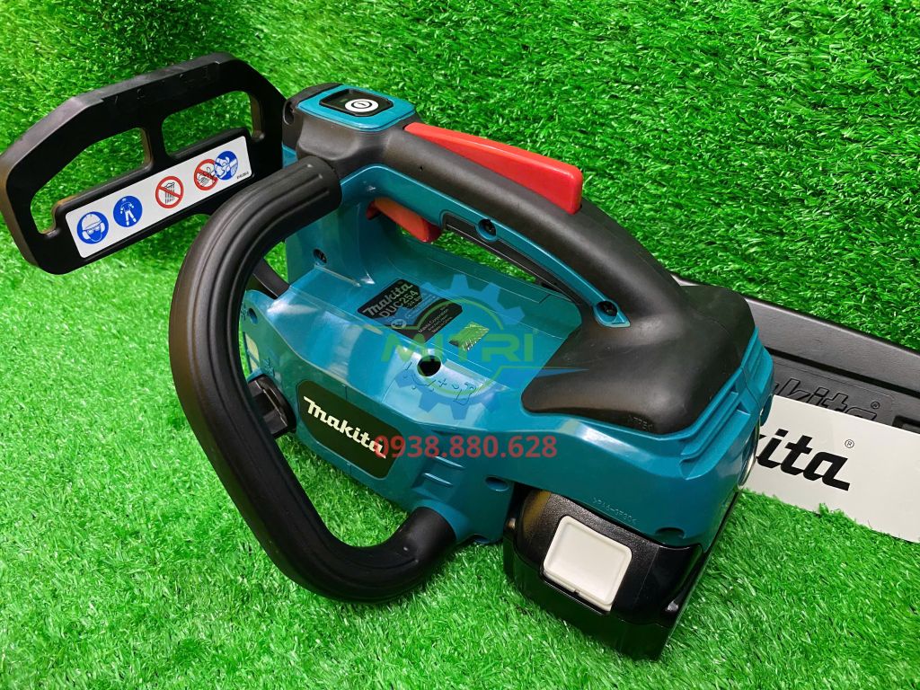 Máy Cưa Xích Dùng Pin Makita DUC254RT (18V) - hình ảnh sản phẩm thực tế 5