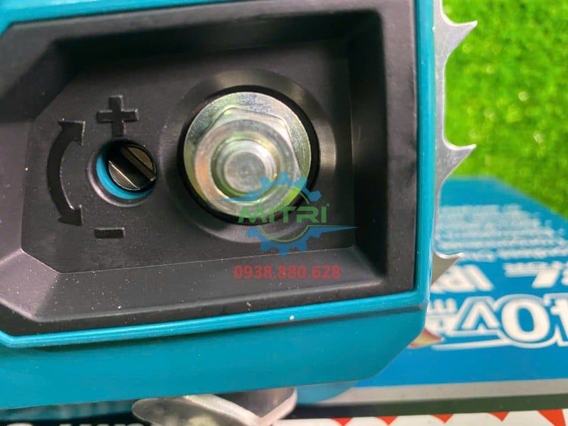 Máy Cưa Xích Dùng Pin 40V Makita UC007GZ (Chưa Pin & Sạc) Chính Hãng Có Sẵn Tại Minh Triết - hình ảnh sản phẩm thực tế 20