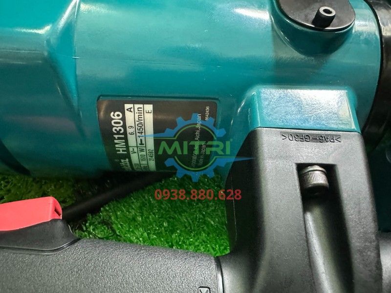 Máy Đục Bê Tông Makita HM1306 30mm Công Suất 1510W Chính Hãng Có Sẵn Tại Minh Triết - hình ảnh sản phẩm thực tế 4