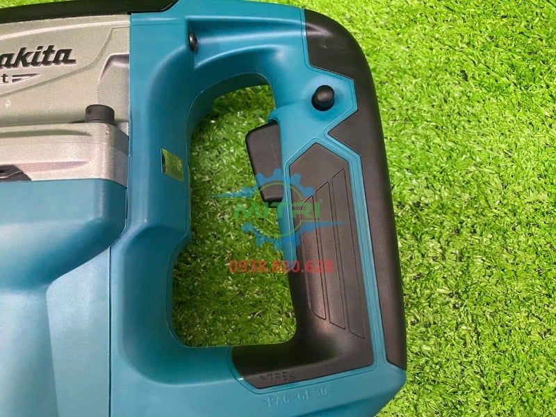 Máy Đục Bê Tông Makita M8600B 900W Chính Hãng Có Sẵn Tại Minh Triết - hình ảnh sản phẩm thực tế 12
