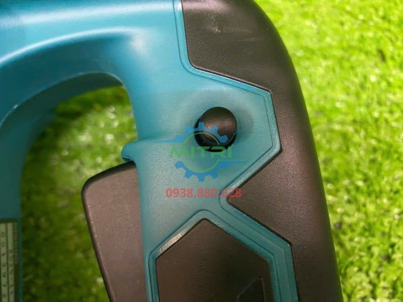 Máy Đục Bê Tông Makita M8600B 900W Chính Hãng Có Sẵn Tại Minh Triết - hình ảnh sản phẩm thực tế 14