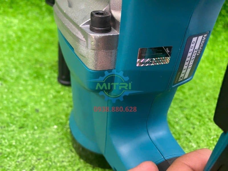 Máy Đục Bê Tông Makita M8600B 900W Chính Hãng Có Sẵn Tại Minh Triết - hình ảnh sản phẩm thực tế 25