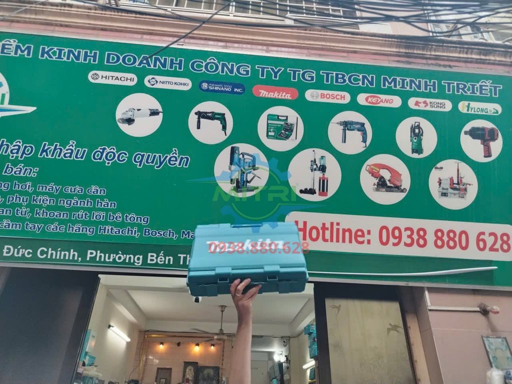 Máy Khoan Búa 3 Chức Năng 800W Makita HR2670 Chính Hãng Có Sẵn Tại Minh Triết - hình ảnh sản phẩm thực tế 1