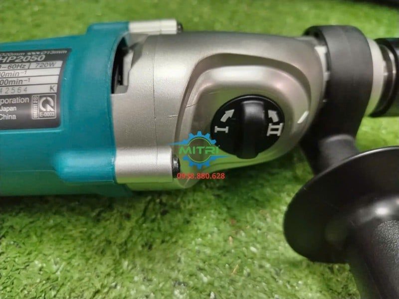 Máy Khoan Búa Makita HP2050 720W Hai Tốc Độ, Khoan 20mm Chính Hãng Có Sẵn Tại Minh Triết - hình ảnh sản phẩm thực tế 19