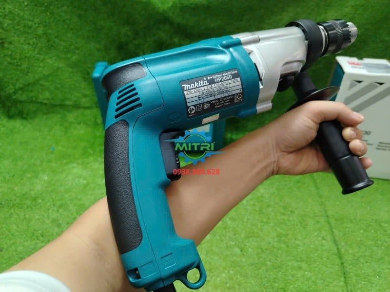 Máy Khoan Búa Makita HP2050 720W Hai Tốc Độ, Khoan 20mm Chính Hãng Có Sẵn Tại Minh Triết - hình ảnh sản phẩm thực tế 11