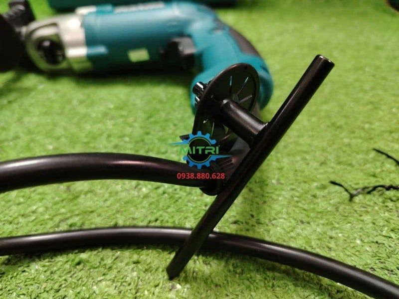 Máy Khoan Búa Makita HP2050 720W Hai Tốc Độ, Khoan 20mm Chính Hãng Có Sẵn Tại Minh Triết - hình ảnh sản phẩm thực tế 7