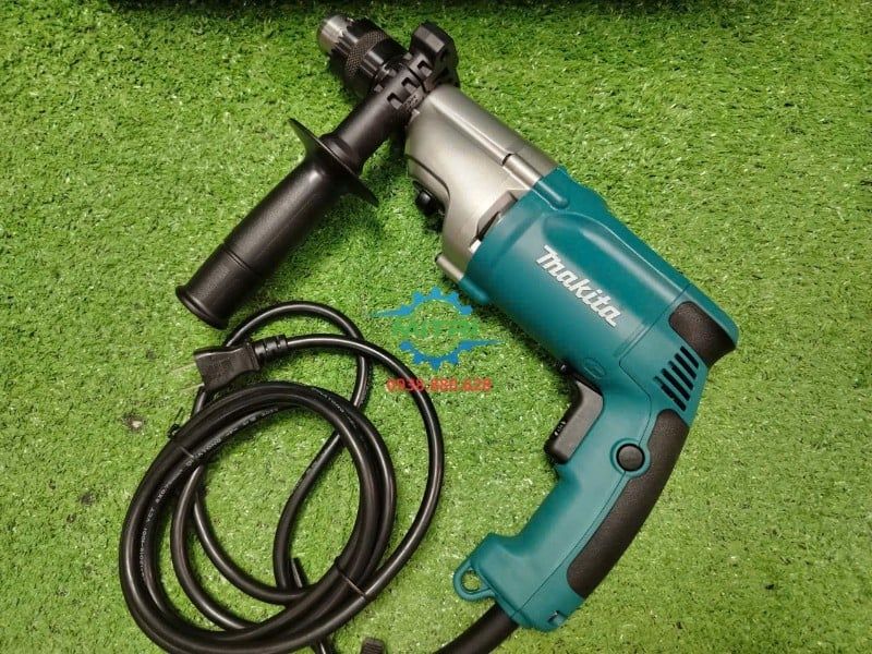 Máy Khoan Búa Makita HP2050 720W Hai Tốc Độ, Khoan 20mm Chính Hãng Có Sẵn Tại Minh Triết - hình ảnh sản phẩm thực tế 32