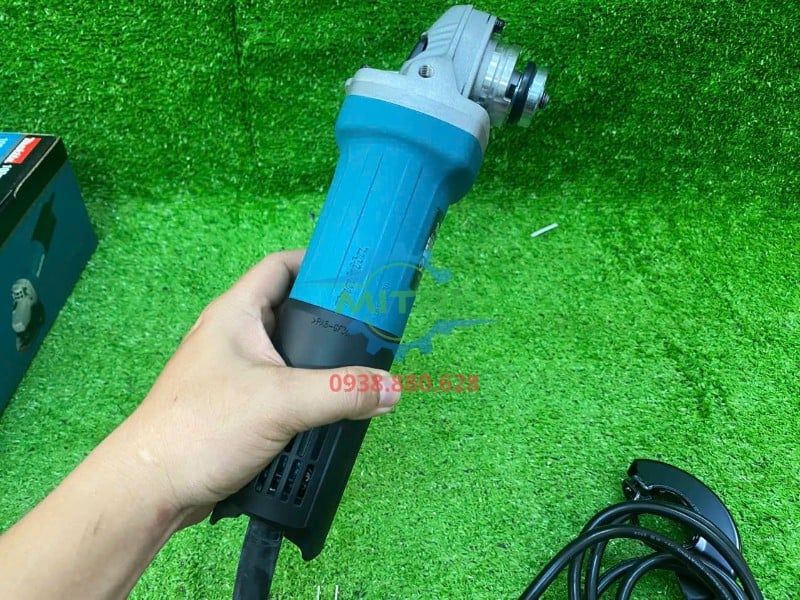 Máy Mài 100mm Makita 9556HB 840W Chính Hãng Có Sẵn Tại Minh Triết - hình ảnh sản phẩm thực tế 9