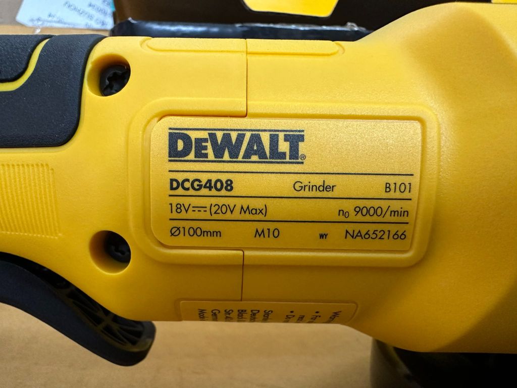 Máy mài góc pin DeWalt DCG408N 20V Max 100mm - hình ảnh sản phẩm thực tế 2