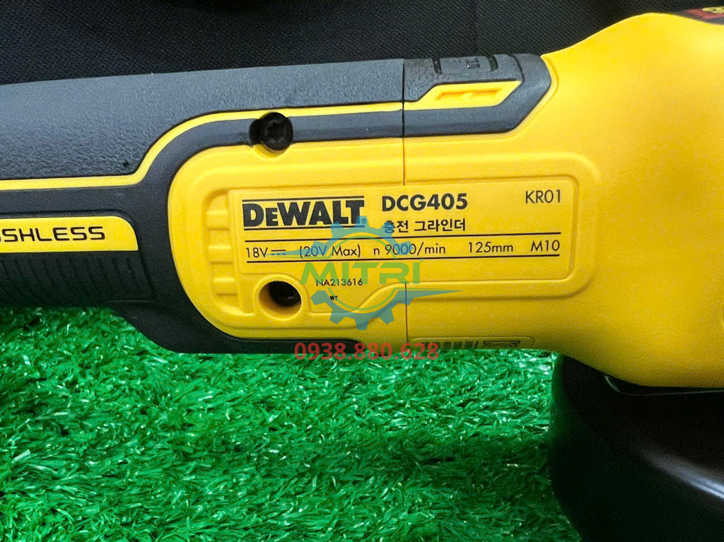 Máy Mài Dùng Pin 18V DeWALT DCG405P2 - hình ảnh sản phẩm thực tế 7