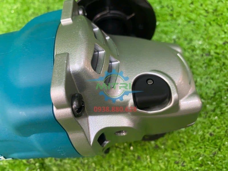 Máy Mài Góc 125mm Makita GA5010 Chính Hãng Tại Minh Triết - hình ảnh sản phẩm thực tế 8