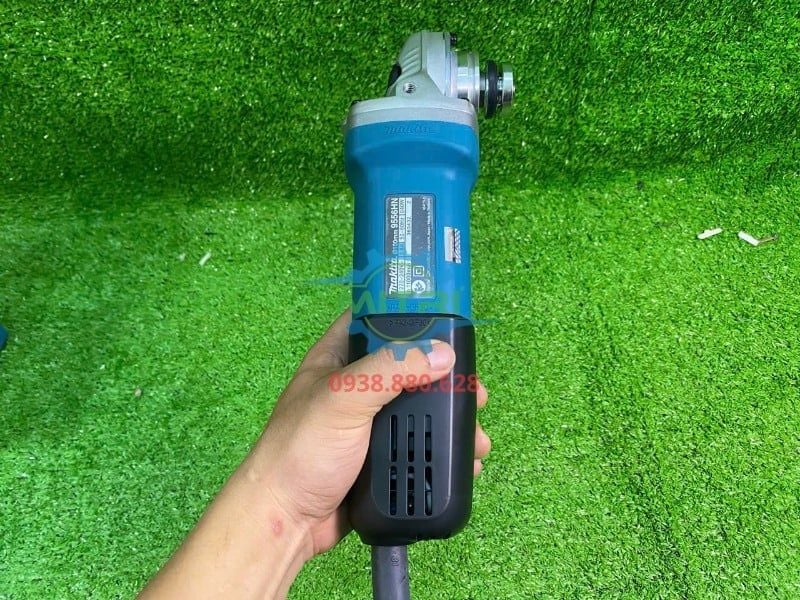 Máy Mài Góc Makita 9556HN 100mm 840W Chính Hãng Có Sẵn Tại Minh Triết - hình ảnh sản phẩm thực tế 8