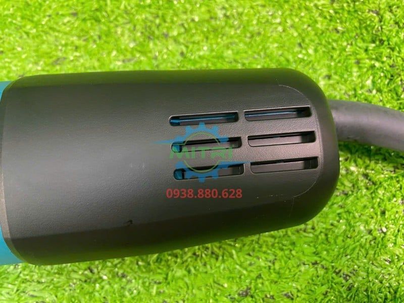 Máy Mài Góc Makita 9556HN 100mm 840W Chính Hãng Có Sẵn Tại Minh Triết - hình ảnh sản phẩm thực tế 11