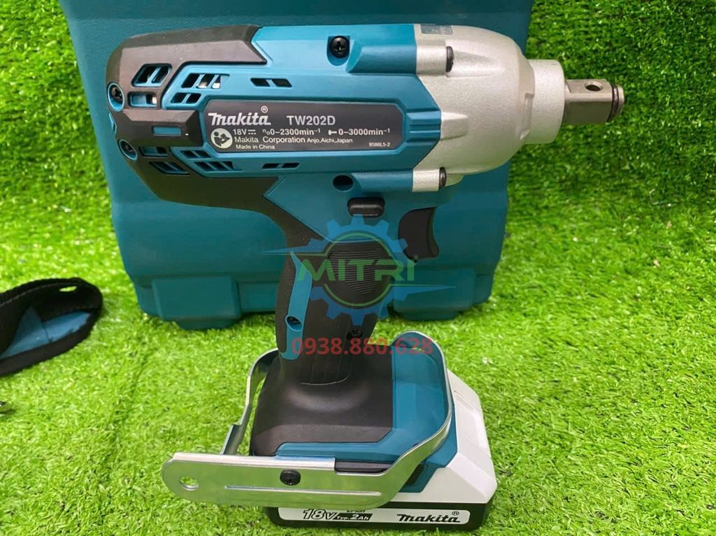 Máy Siết Bu Lông Dùng Pin Makita TW202D001 Chính Hãng Có Sẵn Tại Minh Triết - hình ảnh sản phẩm thực tế 15
