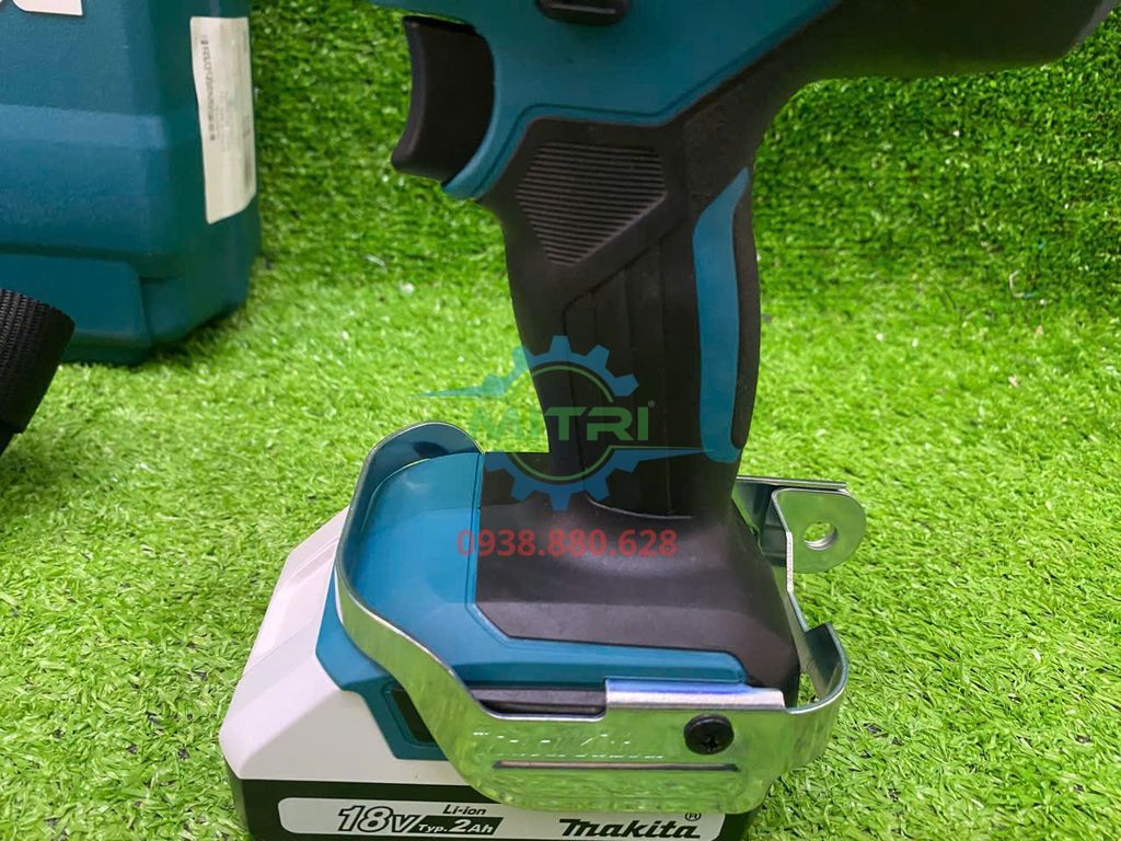 Máy Siết Bu Lông Dùng Pin Makita TW202D001 Chính Hãng Có Sẵn Tại Minh Triết - hình ảnh sản phẩm thực tế 11