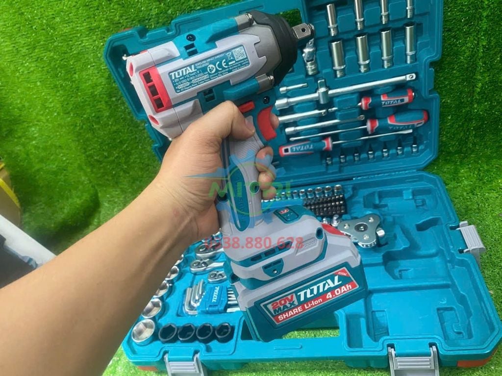 Máy Siết Bu Lông Dùng Pin 20V Total TIWLI2050 2 Pin 4.0Ah & Sạc Chính Hãng Có Sẵn Tại Minh Triết - hình ảnh sản phẩm thực tế 2