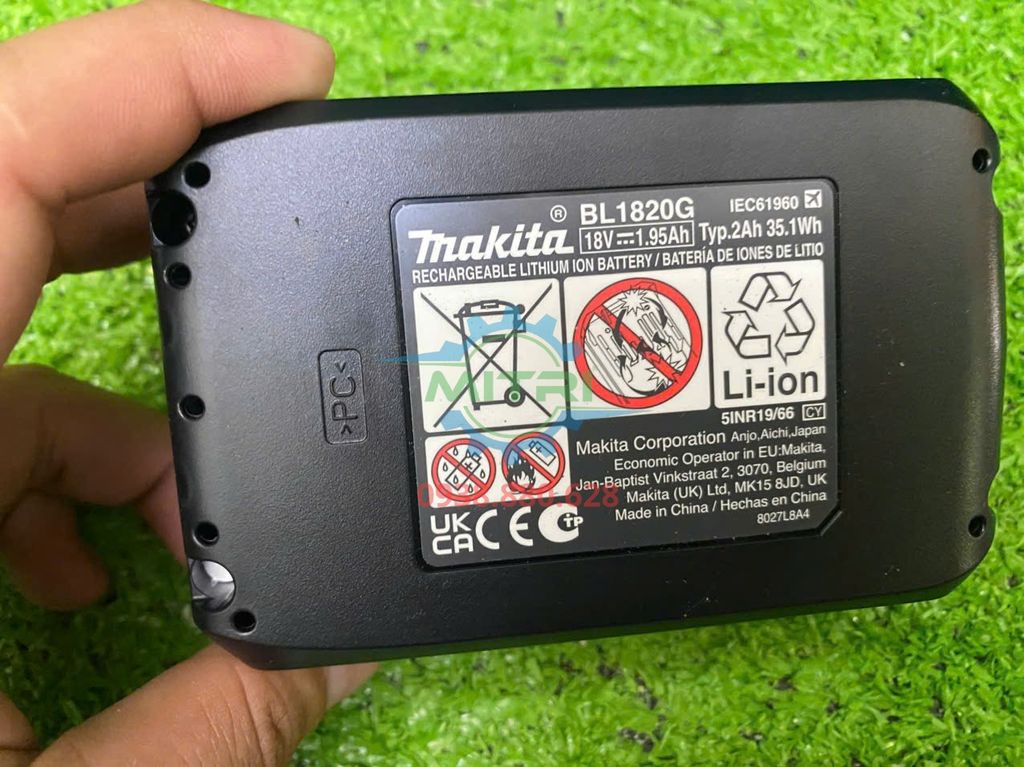Máy Siết Bu Lông Dùng Pin Makita TW202D001 Chính Hãng Có Sẵn Tại Minh Triết - hình ảnh sản phẩm thực tế 18