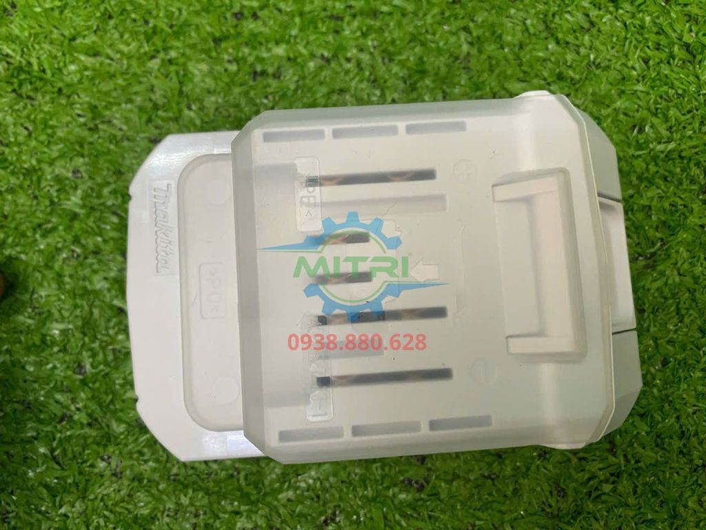 Máy Siết Bu Lông Dùng Pin Makita TW202D001 Chính Hãng Có Sẵn Tại Minh Triết - hình ảnh sản phẩm thực tế 17