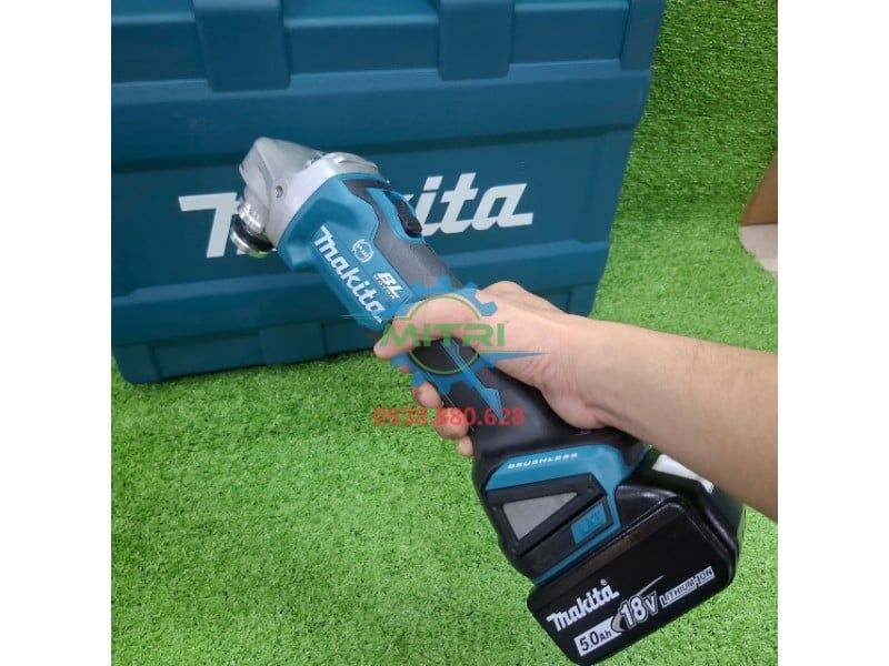 Máy Mài Góc Dùng Pin 100mm Makita DGA406RTE 18V Chính Hãng - hình ảnh sản phẩm thực tế 9