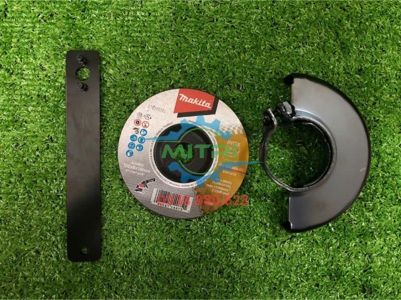 Máy mài góc Makita 9556HB 100mm 840W chính hãng giá tốt - hình ảnh sản phẩm thực tế 9