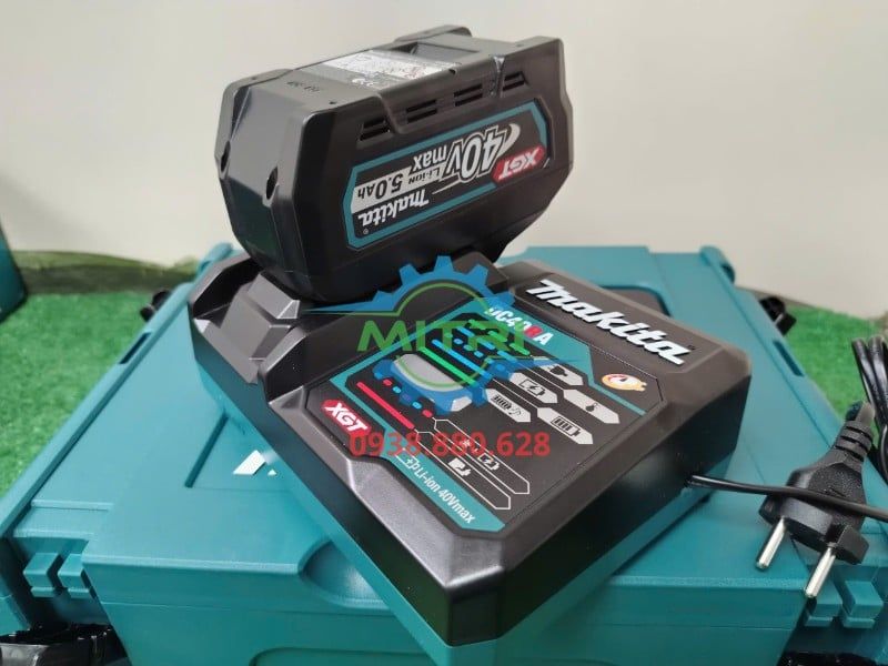 Bộ Pin Sạc POWERPACK 40V Makita 191V35-5 Chính Hãng Giá Tốt - hình ảnh sản phẩm thực tế 5