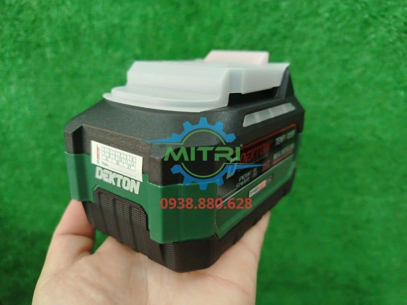Pin Dekton 21V 6.0Ah 15cell M21-B60100Plus - hình ảnh sản phẩm thực tế 4