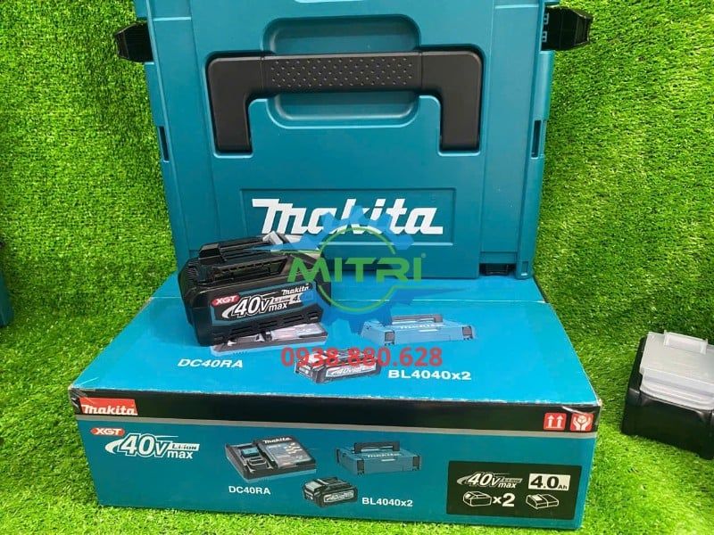 Bộ Pin Sạc Makita 191J97-1 Chính Hãng – 2 Pin BL4040 40V Max 4.0Ah + Sạc Nhanh DC40RA - hình ảnh sản phẩm thực tế 11